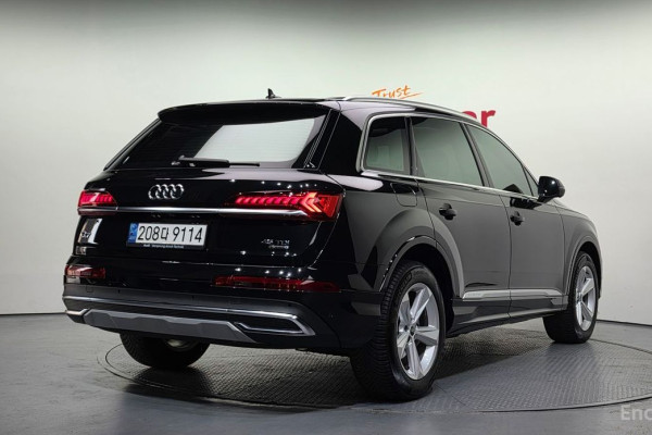 2022 Audi Q7 с пробегом 50 911 км