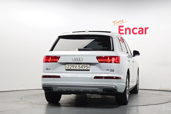 2019 Audi Q7 с пробегом 116 922 км