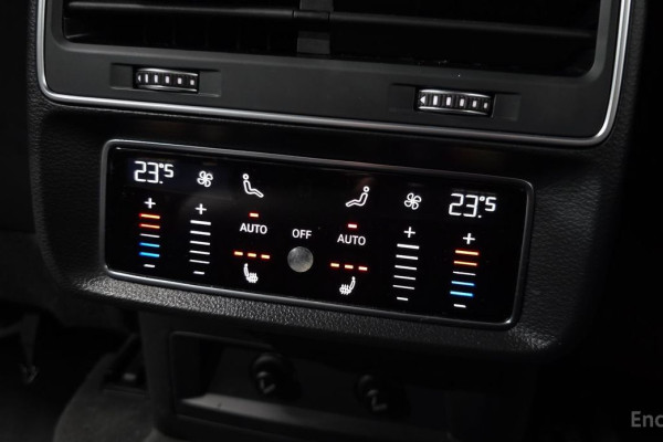 2021 Audi Q7 с пробегом 90 111 км