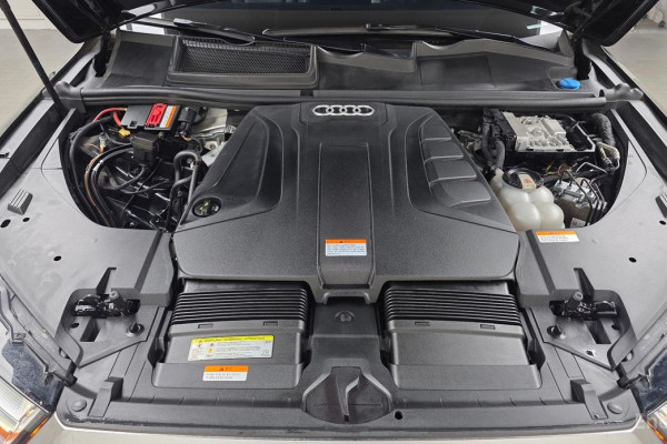 2019 Audi Q7 с пробегом 78 720 км