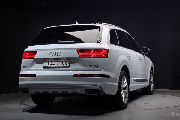 2019 Audi Q7 с пробегом 43 953 км