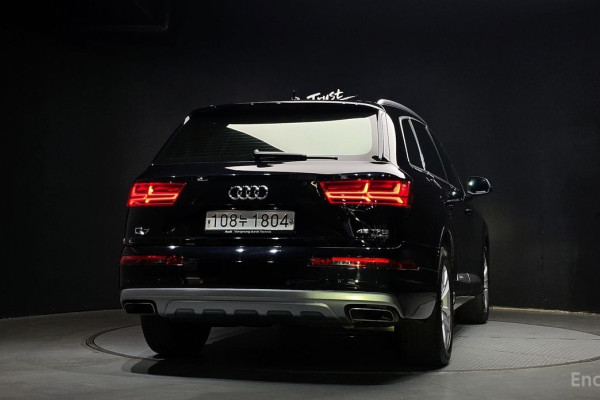 2019 Audi Q7 с пробегом 78 218 км