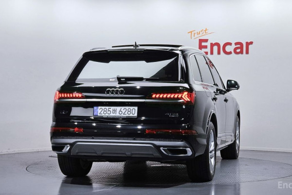 2022 Audi Q7 с пробегом 40 858 км