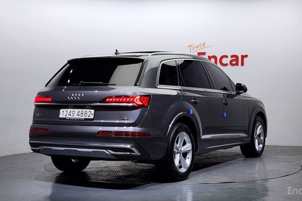 2020 Audi Q7 с пробегом 44 222 км