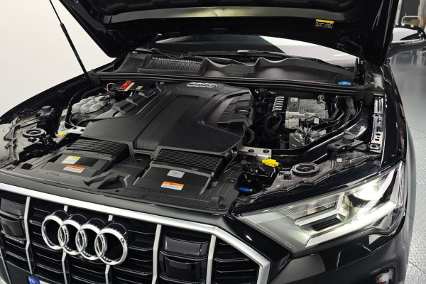 2022 Audi Q7 с пробегом 40 858 км