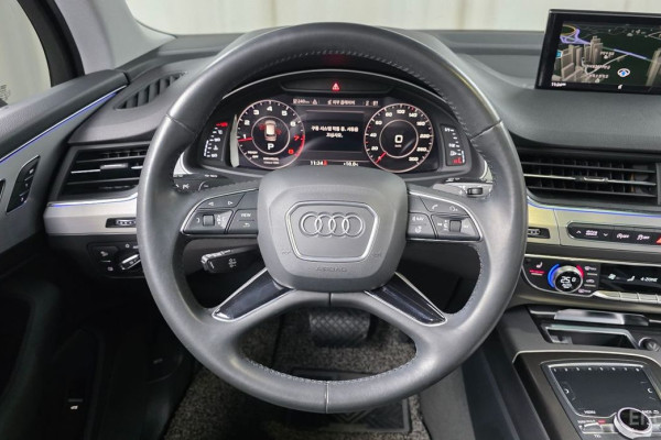 2019 Audi Q7 с пробегом 78 720 км