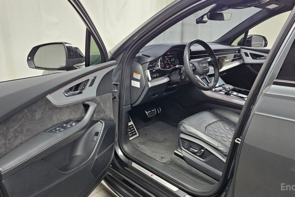 2022 Audi Q7 с пробегом 65 393 км