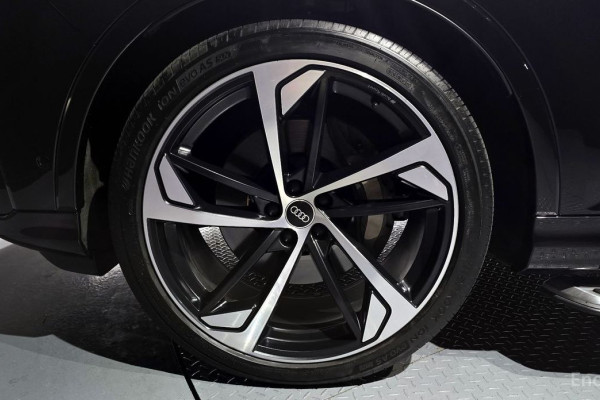 2022 Audi Q7 с пробегом 89 748 км