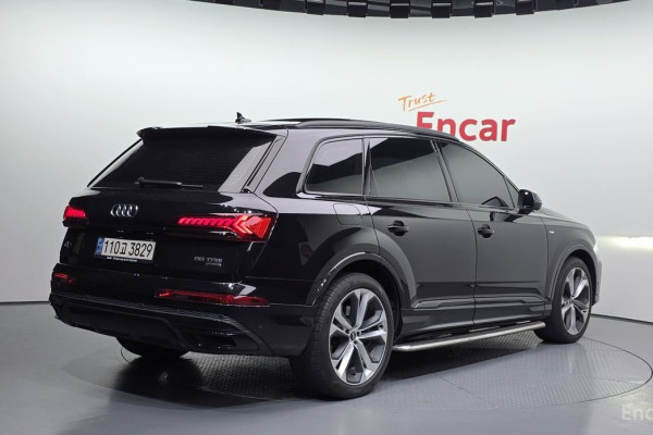 2022 Audi Q7 с пробегом 58 871 км