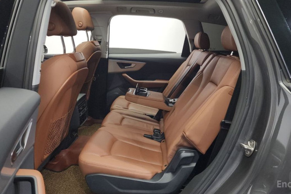 2020 Audi Q7 с пробегом 44 222 км