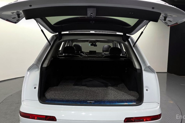 2019 Audi Q7 с пробегом 83 584 км