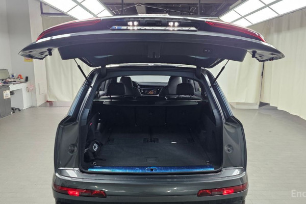 2022 Audi Q7 с пробегом 65 393 км