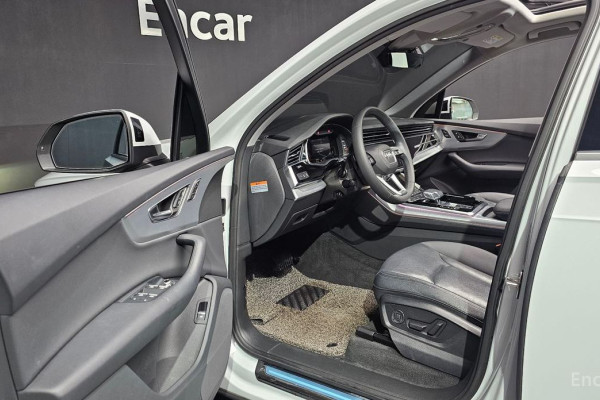 2021 Audi Q7 с пробегом 105 284 км