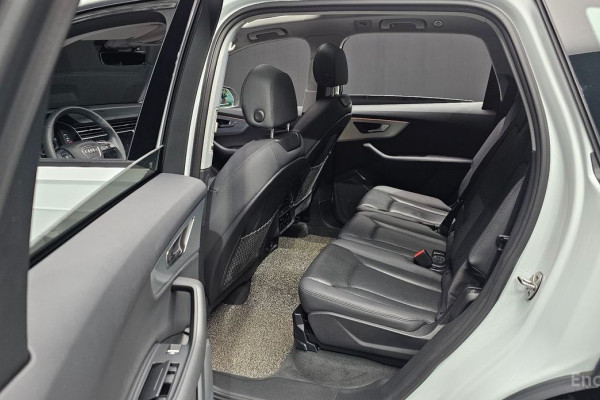 2021 Audi Q7 с пробегом 105 284 км