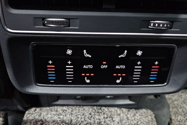 2021 Audi Q7 с пробегом 105 284 км