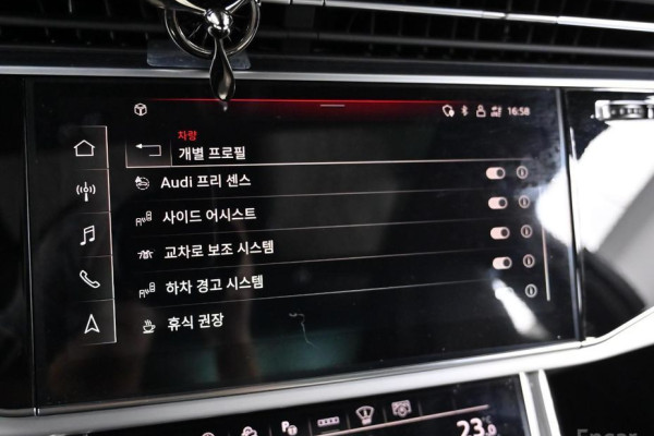 2023 Audi Q7 с пробегом 25 957 км