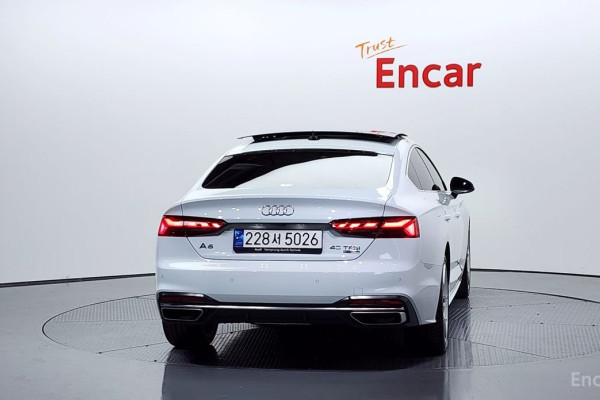 2023 Audi A5 с пробегом 40 277 км