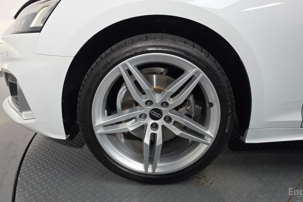 2022 Audi A5 с пробегом 33 566 км