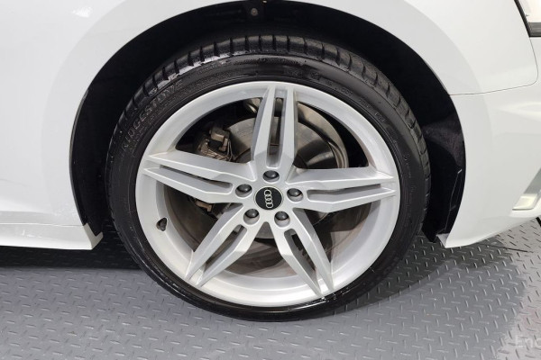 2023 Audi A5 с пробегом 40 277 км