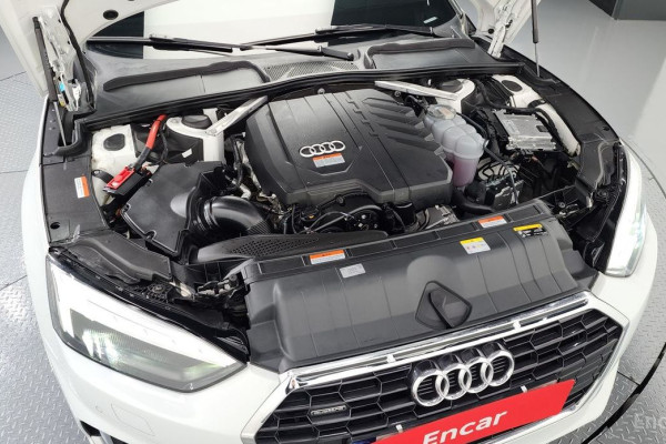 2023 Audi A5 с пробегом 40 277 км