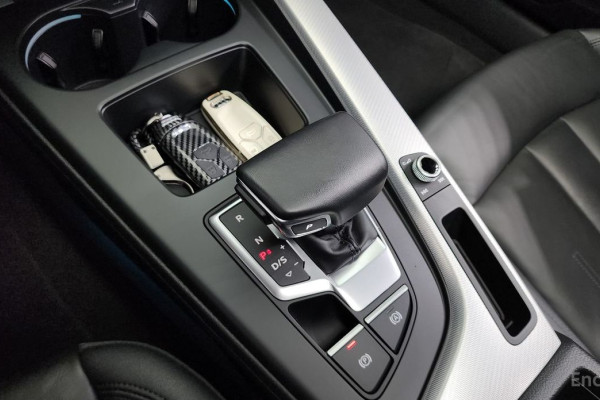 2023 Audi A5 с пробегом 40 277 км