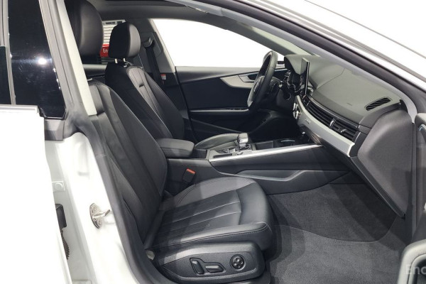 2023 Audi A5 с пробегом 40 277 км