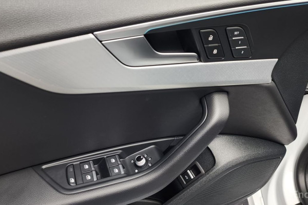 2023 Audi A5 с пробегом 40 277 км