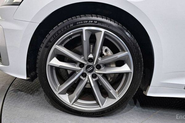 2021 Audi A5 с пробегом 77 876 км