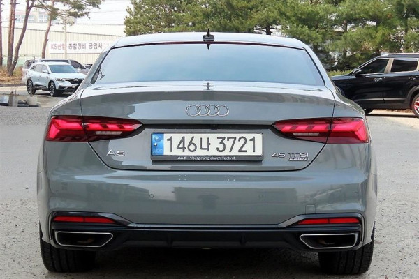 2021 Audi A5 с пробегом 64 800 км