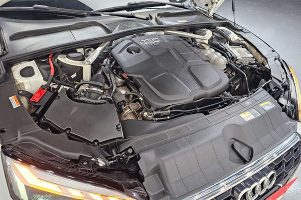 2021 Audi A5 с пробегом 77 876 км