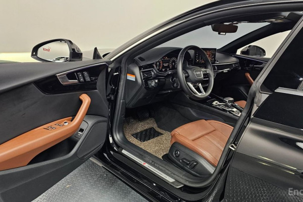 2022 Audi A5 с пробегом 46 243 км