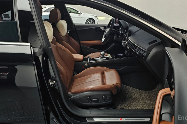 2022 Audi A5 с пробегом 46 243 км