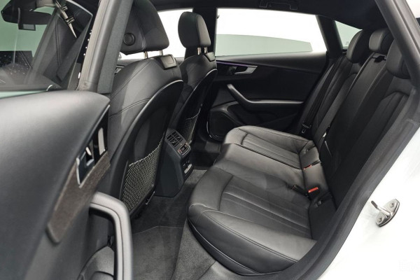 2022 Audi A5 с пробегом 39 168 км