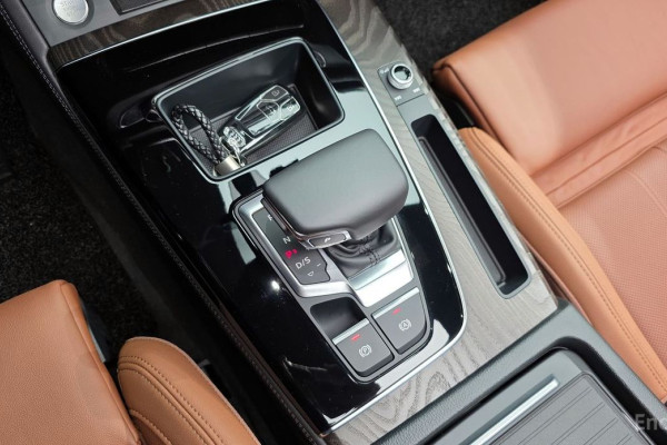 2023 Audi Q5 с пробегом 15 772 км