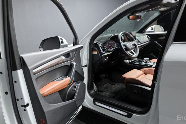 2023 Audi Q5 с пробегом 15 772 км