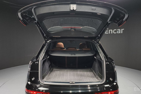 2023 Audi Q5 с пробегом 37 566 км