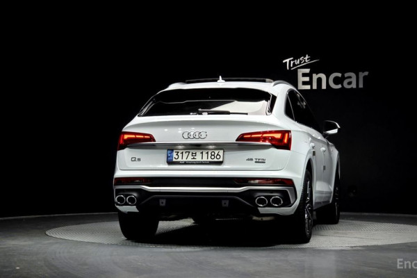 2022 Audi Q5 с пробегом 42 976 км