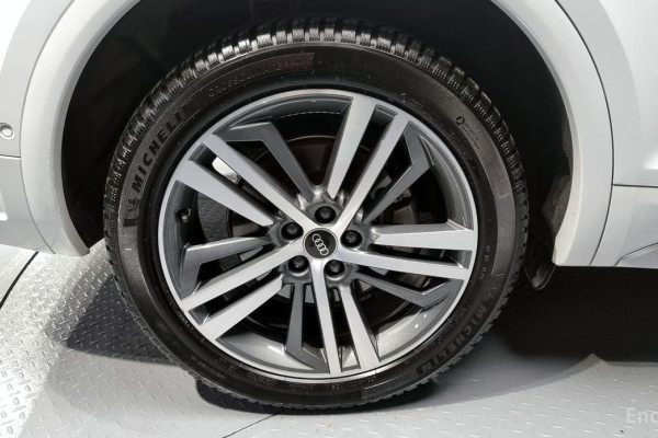 2023 Audi Q5 с пробегом 49 635 км