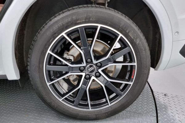 2023 Audi Q5 с пробегом 58 311 км