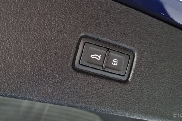 2023 Audi Q5 с пробегом 23 718 км