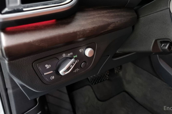 2023 Audi Q5 с пробегом 58 311 км