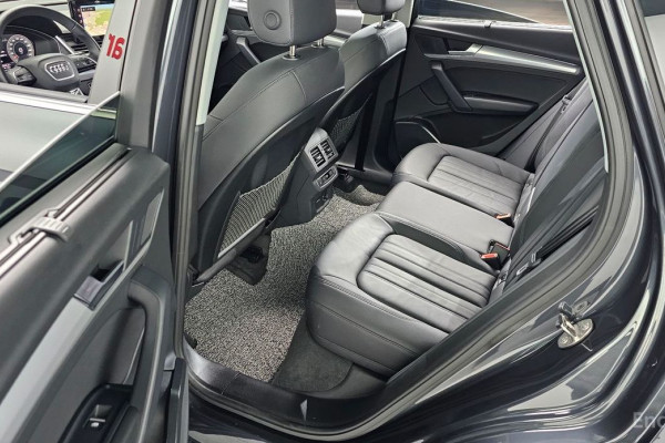 2023 Audi Q5 с пробегом 10 667 км