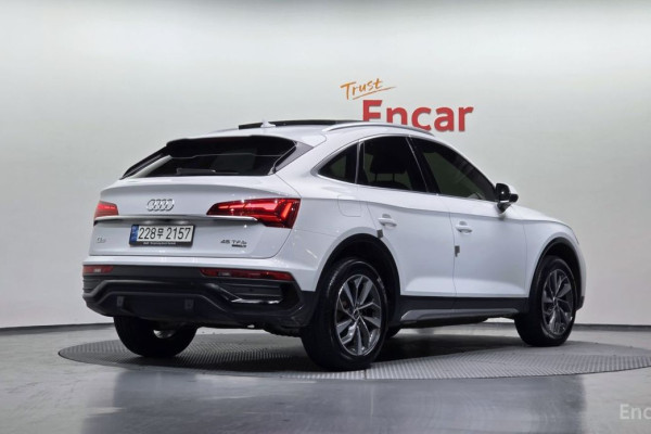 2022 Audi Q5 с пробегом 40 931 км