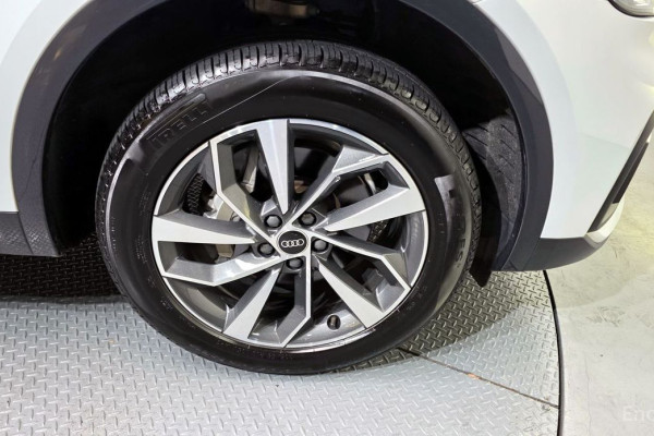 2022 Audi Q5 с пробегом 40 931 км