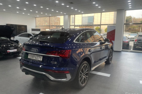 2023 Audi Q5 с пробегом 19 461 км