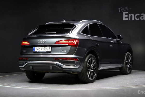 2023 Audi Q5 с пробегом 43 798 км