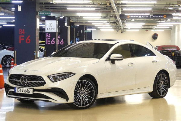 2023 Mercedes-Benz CLS с пробегом 12 000 км
