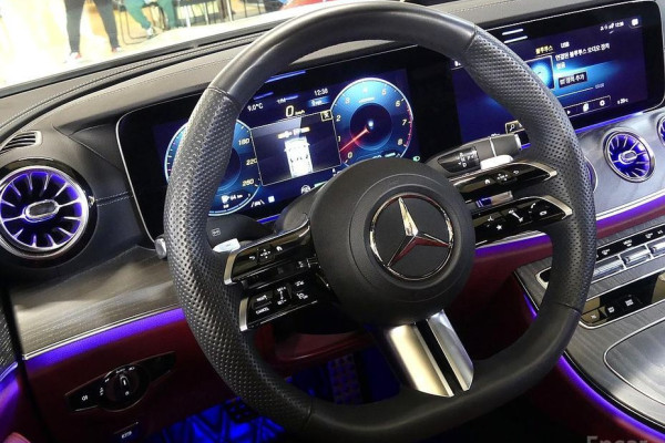 2023 Mercedes-Benz CLS с пробегом 12 000 км