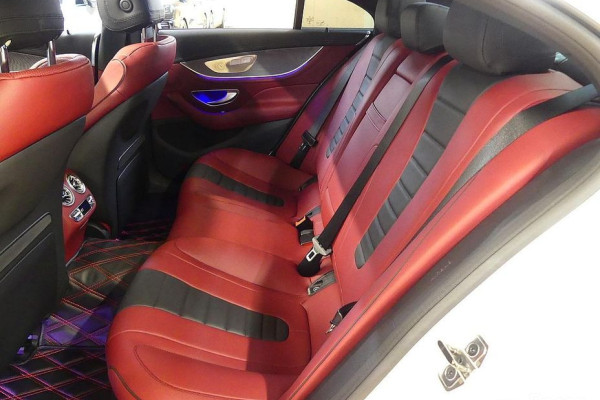 2023 Mercedes-Benz CLS с пробегом 12 000 км