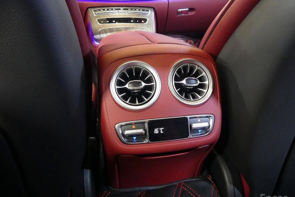 2023 Mercedes-Benz CLS с пробегом 12 000 км